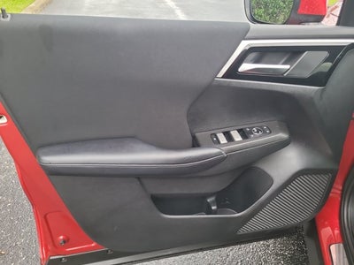 2024 Mitsubishi Outlander ES