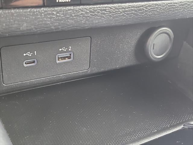2024 Mitsubishi Outlander ES