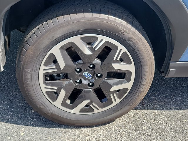 2025 Subaru Forester Base