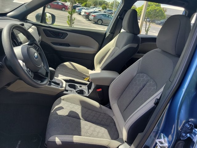 2025 Subaru Forester Base
