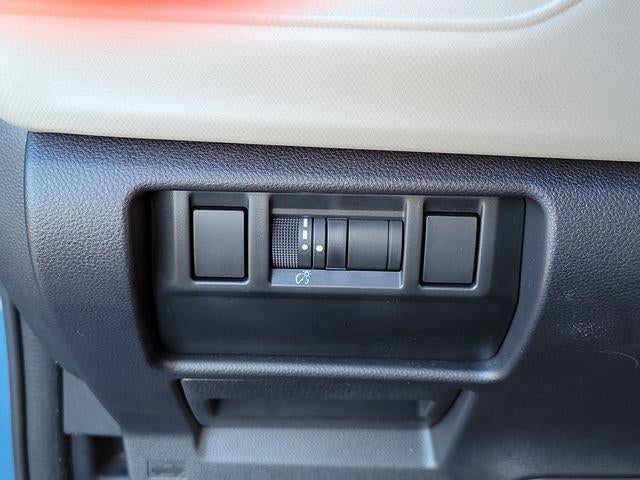 2025 Subaru Forester Base