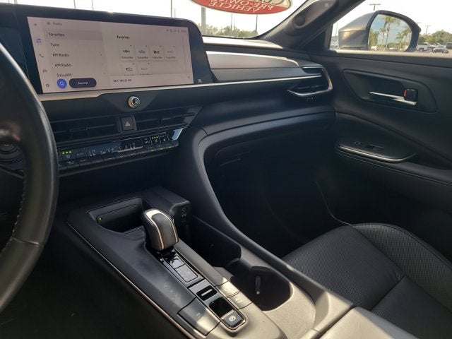 2023 Toyota Toyota Crown LTD Limited