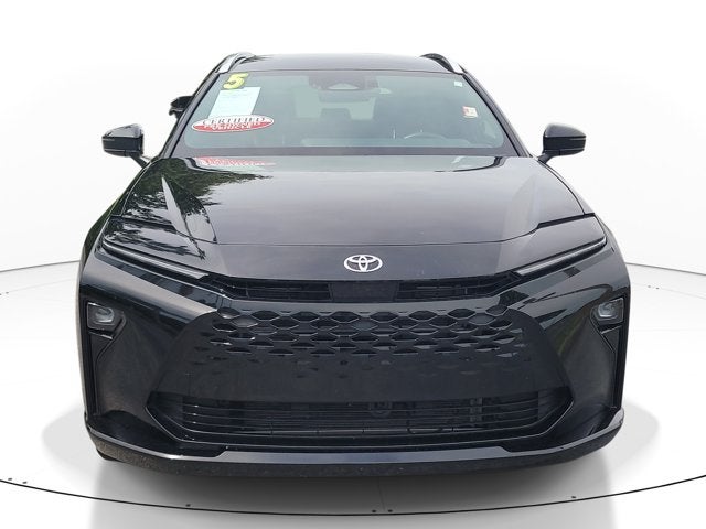 2025 Toyota Crown Signia XLE