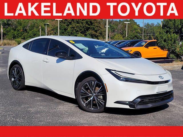 2025 Toyota PRIUS XLE