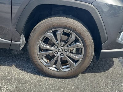 2024 Toyota RAV4 HYBRID Hybrid XLE Premium