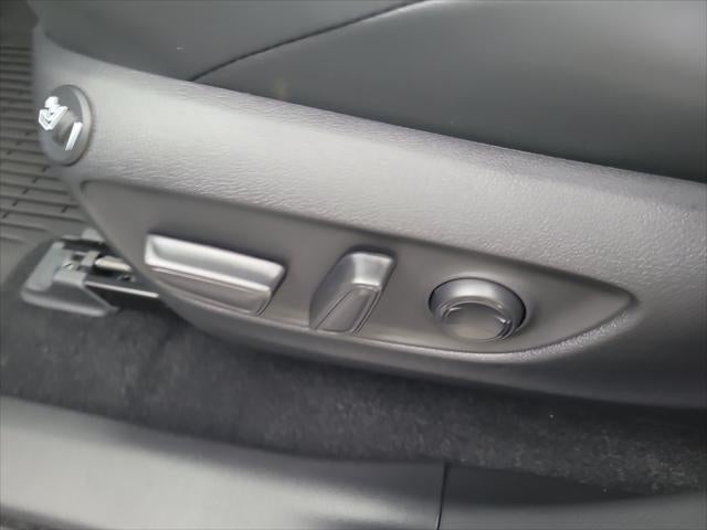 2025 Toyota RAV4 Hybrid Hybrid XSE