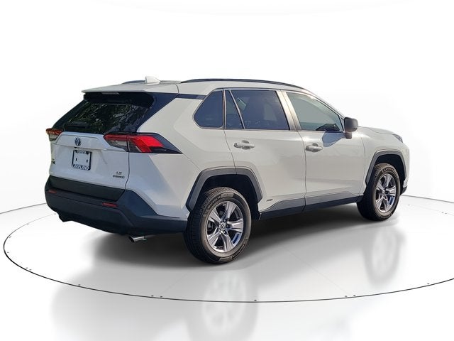 2022 Toyota RAV4 Hybrid LE