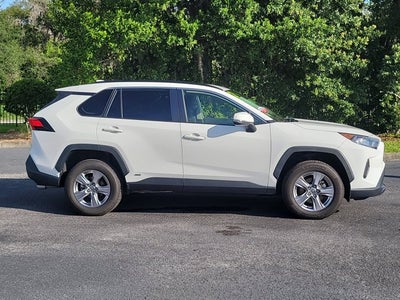 2022 Toyota RAV4 Hybrid LE