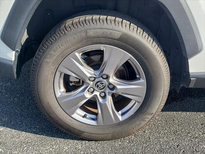 2022 Toyota RAV4 Hybrid Hybrid LE