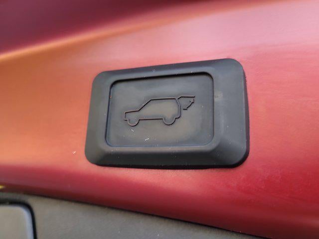 2025 Toyota RAV4 HYBRID Hybrid XLE