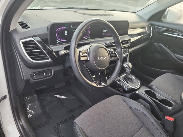 2025 Kia Seltos S