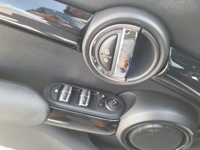 2016 MINI Hardtop Base
