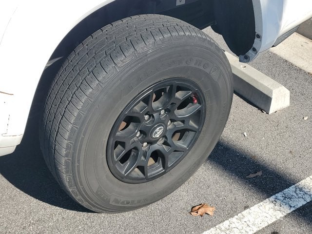 2022 Toyota Tacoma 2WD SR5