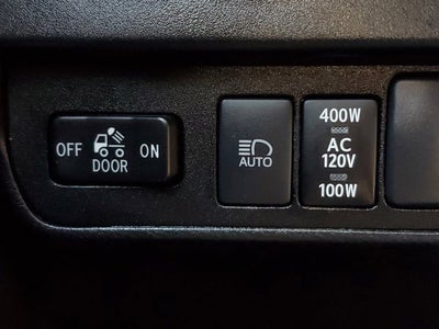 2022 Toyota Tacoma 2WD SR5