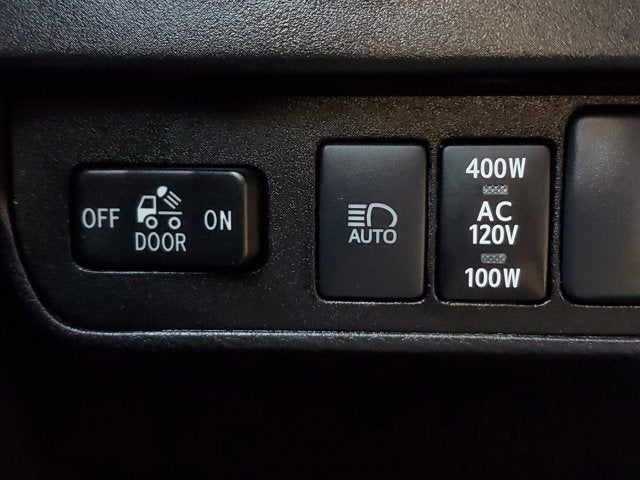 2022 Toyota Tacoma 2WD SR5