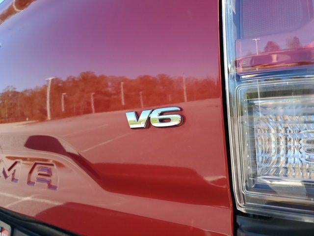 2022 Toyota Tacoma 2WD SR5