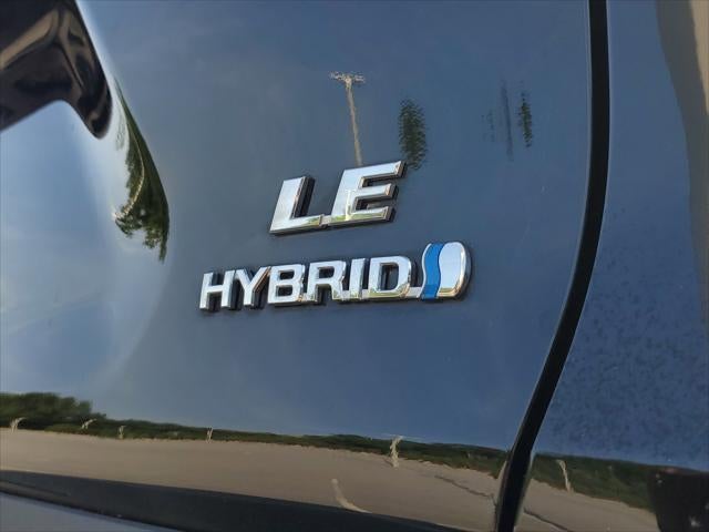 2022 Toyota RAV4 Hybrid LE