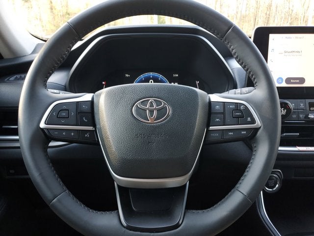 2025 Toyota Grand Highlander LE