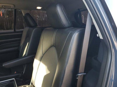 2025 Toyota Grand Highlander LE