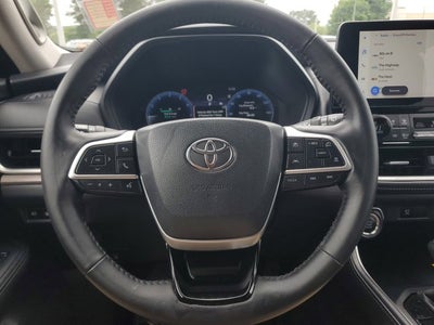 2025 Toyota Grand Highlander XLE