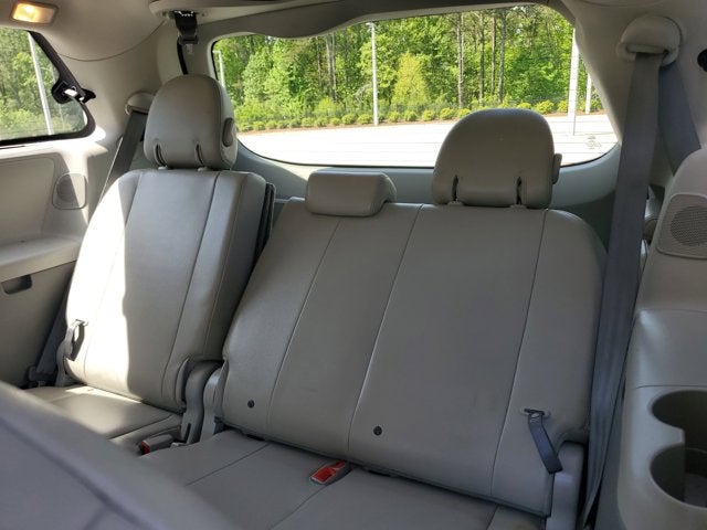 2011 Toyota Sienna XLE AAS