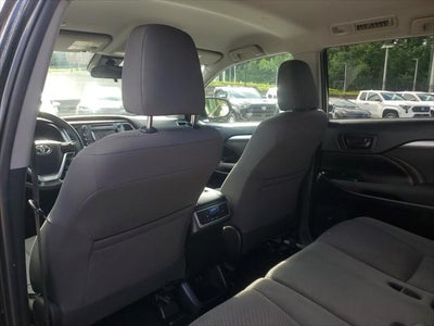 2019 Toyota Highlander LE