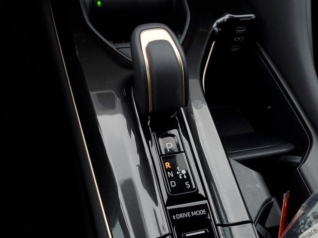 2025 Toyota Crown Signia Limited