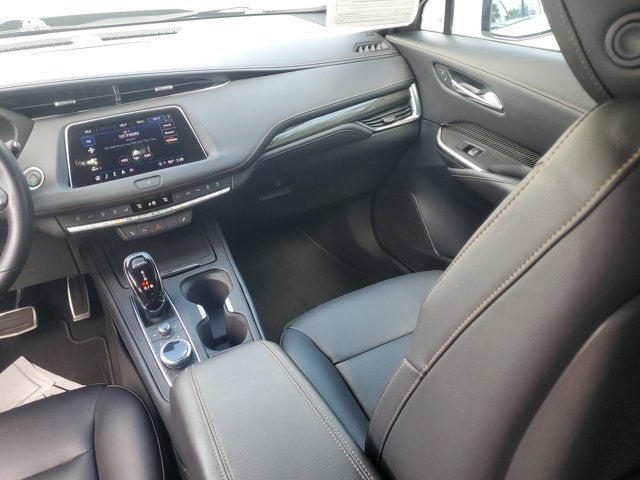 2022 Cadillac XT4 AWD Sport