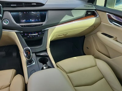 2017 Cadillac XT5 Luxury FWD