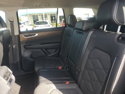 2024 Volkswagen Atlas 2.0T SE