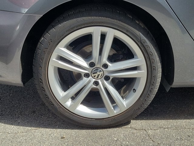 2014 Volkswagen Passat 1.8T SE