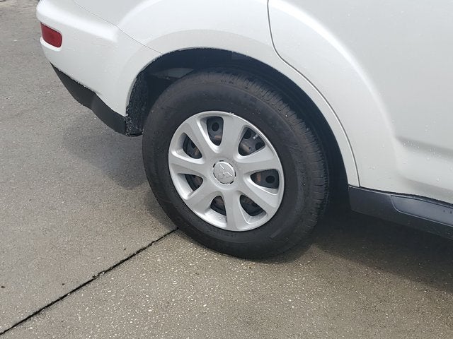 2012 Mitsubishi Outlander ES