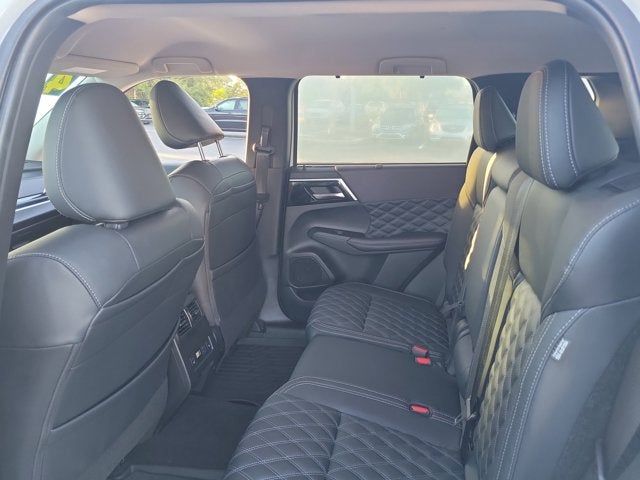 2024 Mitsubishi Outlander SEL