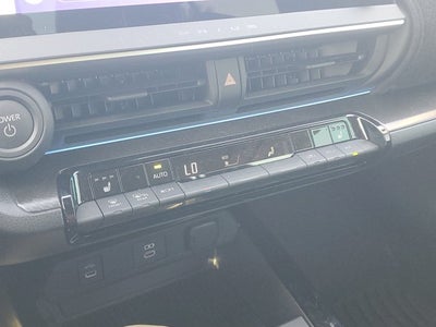 2025 Toyota Prius LE