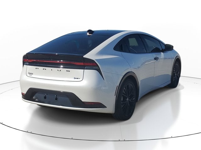 2025 Toyota Prius LE