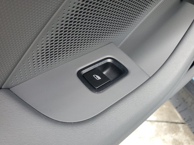 2022 Porsche Taycan Base