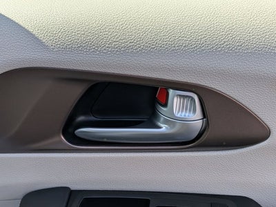 2024 Chrysler Voyager LX