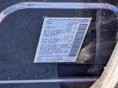 2024 Nissan Pathfinder SV