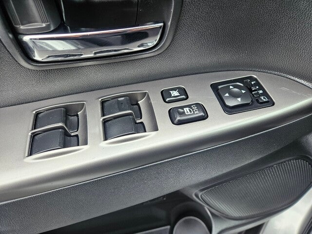 2025 Mitsubishi Outlander Sport 2.0 SE