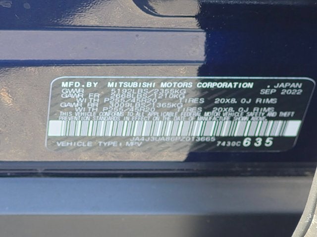 2023 Mitsubishi Outlander SE