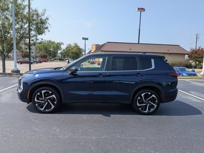 2024 Mitsubishi Outlander SE Black Edition