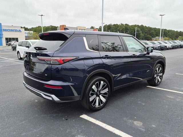 2025 Mitsubishi Outlander SE