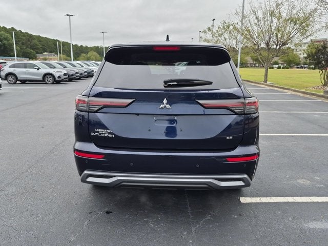 2025 Mitsubishi Outlander SE