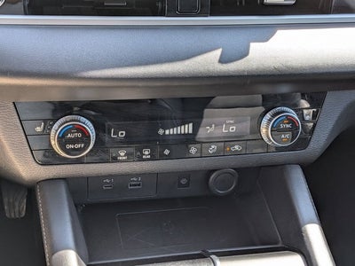 2024 Mitsubishi Outlander SE Black Edition