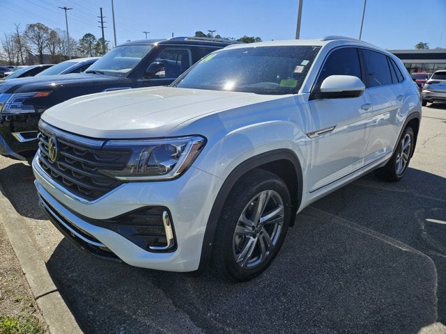 2024 Volkswagen Atlas Cross Sport 2.0T SEL R-Line