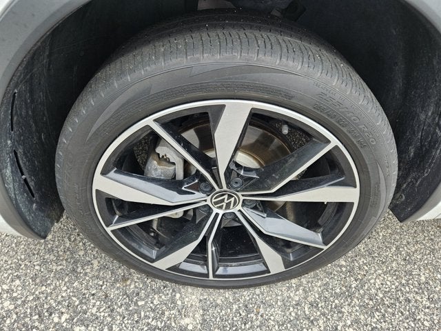 2022 Volkswagen Tiguan SEL R-Line