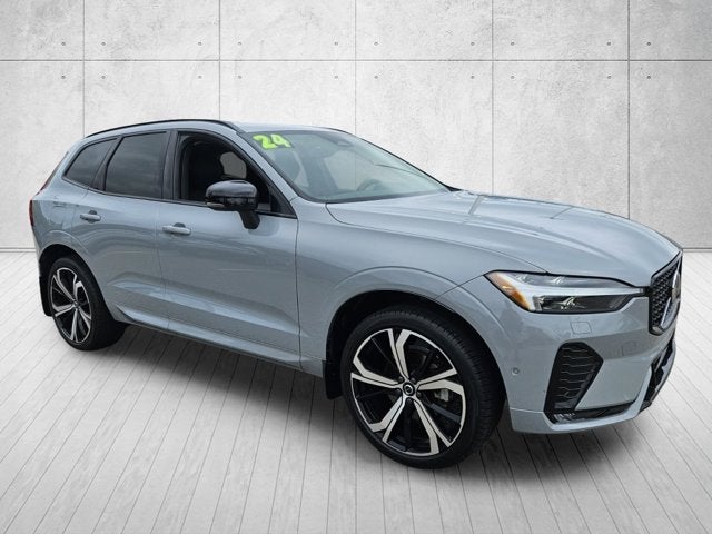 2024 Volvo XC60 Ultimate Dark Theme