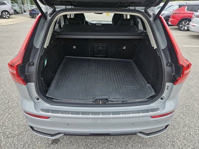 2024 Volvo XC60 Ultimate Dark Theme