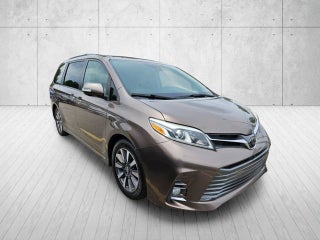 2019 Toyota Sienna XLE Auto Access Seat