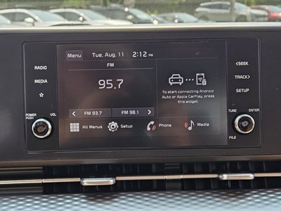 2024 Kia Carnival LX